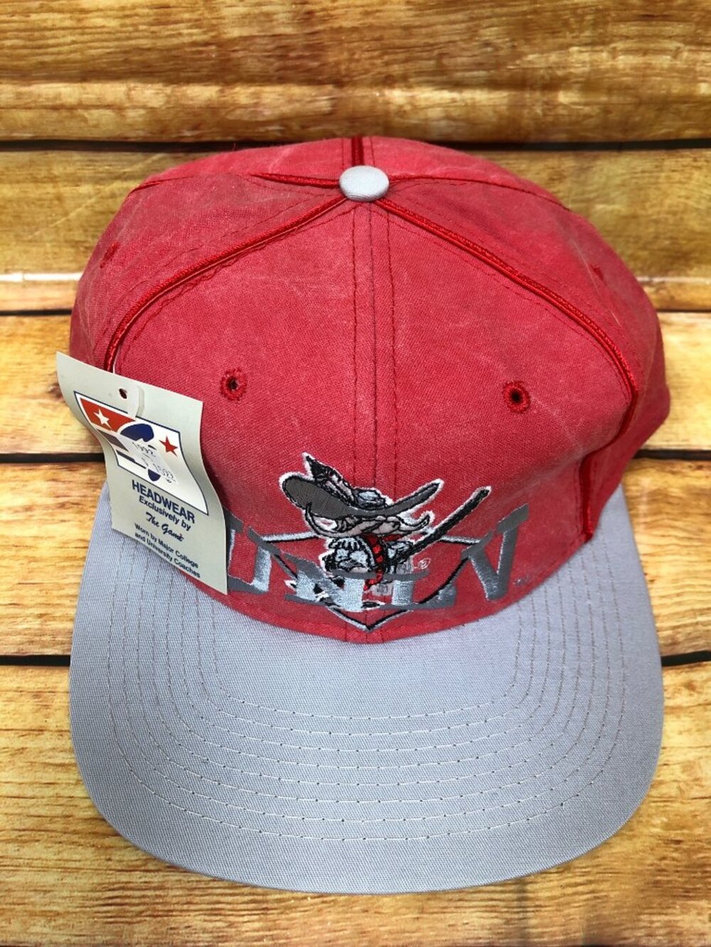 NWT NOS Vintage UNLV University of Las Vegas Snapback Hat The Game (e88)